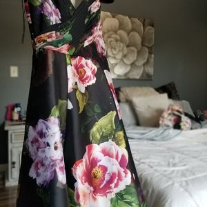 Black and pink dress brand new with tags